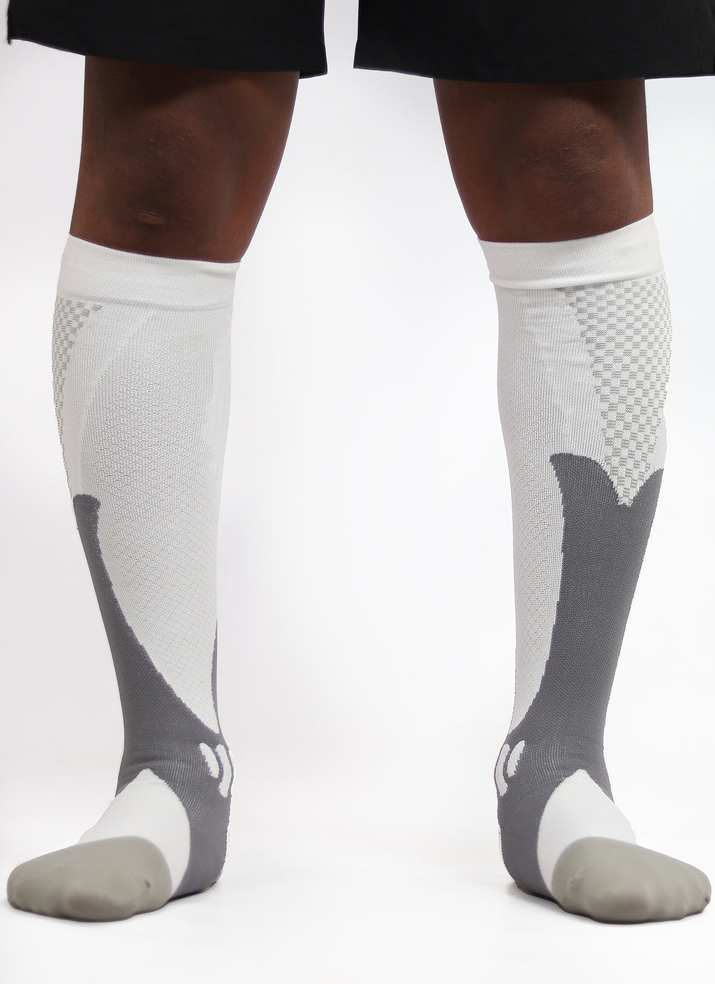 Smalldog Holdings - Socks - White