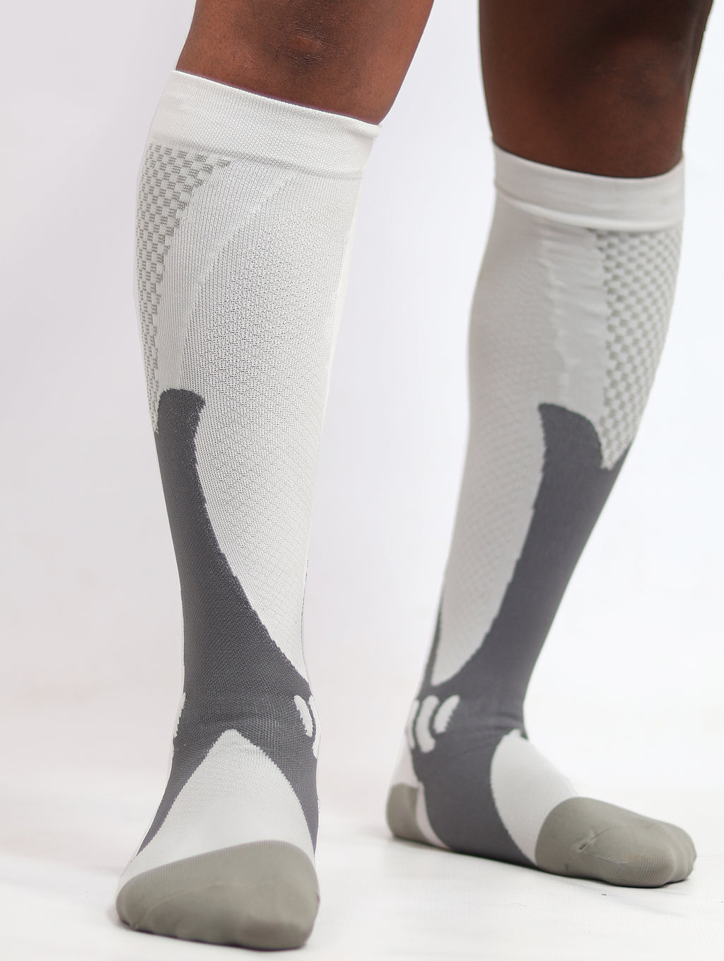 Smalldog Holdings - Socks - White